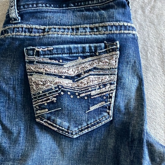 Maurice’s - Picture 4 of 4